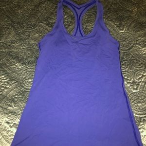 Lululemon top